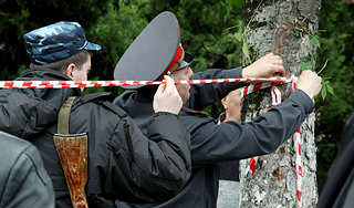 Экономист оторвал себе голову машиной Экономист оторвал себе голову машиной
