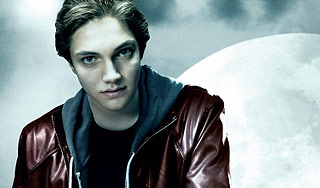 Школьник позволил убить себя ради друга Школьник позволил убить себя ради друга