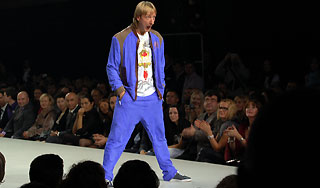 Откровенный танец Евгения Плющенко Откровенный танец Евгения Плющенко