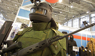 Российских военных оденут в наноброню Российских военных оденут в наноброню