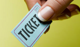 Американка отдалась за билеты на бейсбол Американка отдалась за билеты на бейсбол