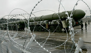 США хотят контролировать ракеты "Тополь" США хотят контролировать ракеты "Тополь"