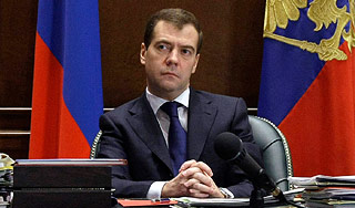 Медведев о России в "переходный" период Медведев о России в "переходный" период