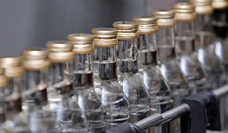 Названа минимальная цена качественной водки Названа минимальная цена качественной водки