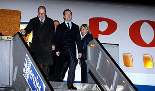 Медведев встретится с бизнесменами и королем Медведев встретится с бизнесменами и королем