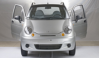 Ввоз дешевых авто в Россию могут ограничить Ввоз дешевых авто в Россию могут ограничить