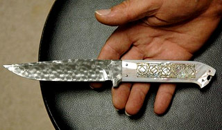 Девочка убила соседку и спрятала труп Девочка убила соседку и спрятала труп