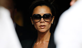 Виктория Бекхэм вынуждена экономить Виктория Бекхэм вынуждена экономить