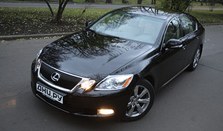 Назван самый популярный цвет авто в Москве Назван самый популярный цвет авто в Москве