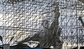 Москве вернули легендарный памятник Москве вернули легендарный памятник