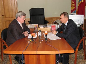 Главу района задержали за взятку