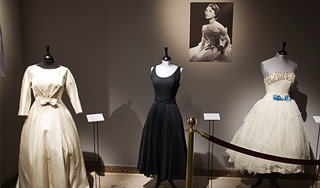 ������ ���� ������� ������� �� $440 �����