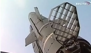 В Норвегии НЛО приняли за запуск "Булавы" В Норвегии НЛО приняли за запуск "Булавы"