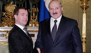 Медведев и Лукашенко проговорили 5 часов Медведев и Лукашенко проговорили 5 часов