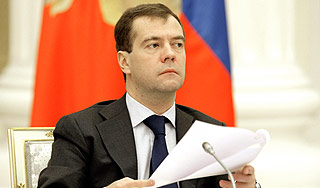 Президент предложил альтернативу тюрьмам Президент предложил альтернативу тюрьмам