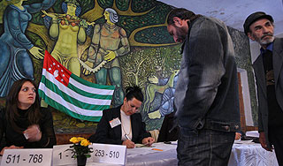 Абхазия выбирает курс развития Абхазия выбирает курс развития