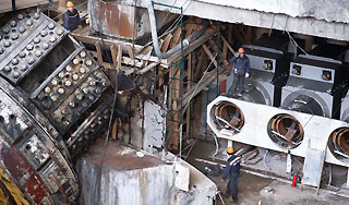 Саяно-Шушенскую ГЭС проверят на прочность Саяно-Шушенскую ГЭС проверят на прочность