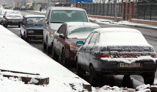 Зимой ограничат парковку авто в Москве Зимой ограничат парковку авто в Москве