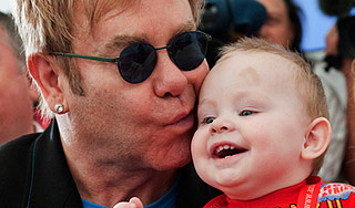 Элтон Джон не оставляет надежду стать отцом Элтон Джон не оставляет надежду стать отцом