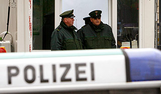 Воры в форме полицейских украли миллион Воры в форме полицейских украли миллион