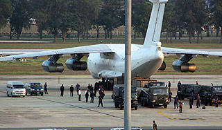 Захваченный экипаж Ил-76 обманули Захваченный экипаж Ил-76 обманули