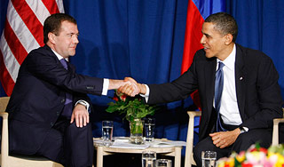 Переговоры по СНВ прервались на каникулы Переговоры по СНВ прервались на каникулы