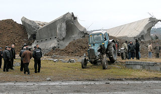 Госдуму возмутил вандализм Грузии Госдуму возмутил вандализм Грузии