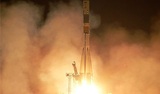 Космонавты ночью полетели к МКС Космонавты ночью полетели к МКС