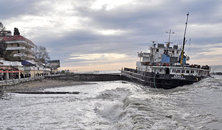 Порту Сочи нанесен урон на 500 млн рублей Порту Сочи нанесен урон на 500 млн рублей