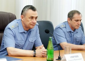 Привлекать Денина пока не планируют