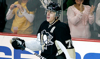 Малкин устроил разгром "сенаторов" в НХЛ Малкин устроил разгром "сенаторов" в НХЛ