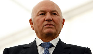 Лужков накормит москвичей резервным маслом Лужков накормит москвичей резервным маслом