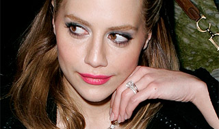 Бриттани Мерфи стала соседкой Джексона Бриттани Мерфи стала соседкой Джексона