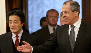 Японцы призвали на помощь Солженицына Японцы призвали на помощь Солженицына