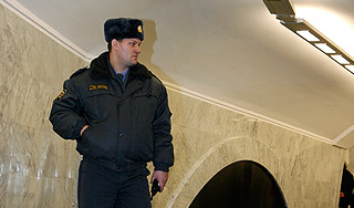 Автор детективов поймал преступников Автор детективов поймал преступников