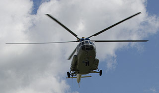 Аварийная посадка вертолета убила человека Аварийная посадка вертолета убила человека