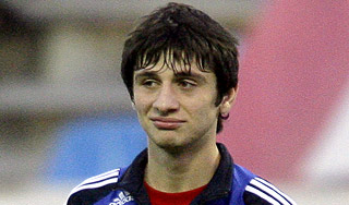 Известный футболист попал в ДТП Известный футболист попал в ДТП