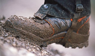 Украинец убил гостя за грязную обувь Украинец убил гостя за грязную обувь