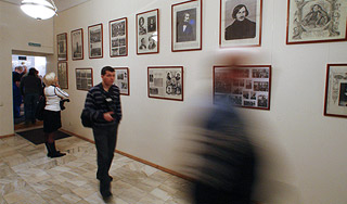 Музеи Москвы начали работать по вечерам Музеи Москвы начали работать по вечерам