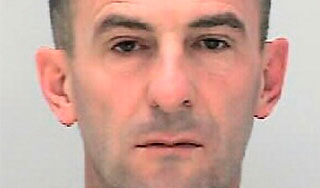 Родители албанца-убийцы извинились за сына Родители албанца-убийцы извинились за сына