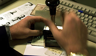 Власти США ужесточают визовый режим Власти США ужесточают визовый режим