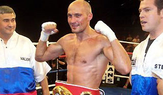 Роман Кармазин нокаутировал колумбийца Роман Кармазин нокаутировал колумбийца