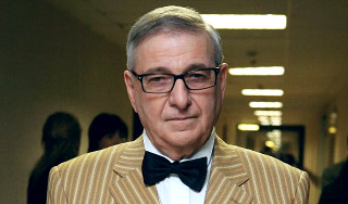 Известный музыкант умер на гастролях Известный музыкант умер на гастролях