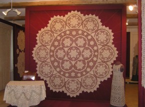 Инженер-конструктор плетет кружева и учит безработных