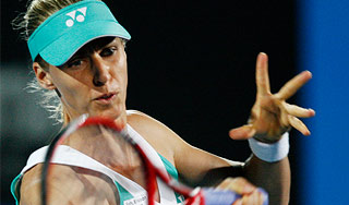 Дементьева вышла в полуфинал в Сиднее Дементьева вышла в полуфинал в Сиднее