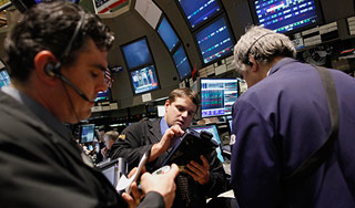 Белый дом требует извинений от финансистов Белый дом требует извинений от финансистов