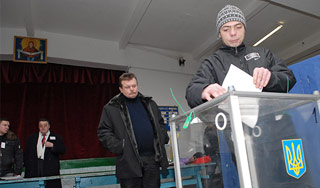 Тимошенко и Янукович порвут Украину Тимошенко и Янукович порвут Украину