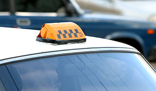 Таксист выжил после удушения и сожжения Таксист выжил после удушения и сожжения