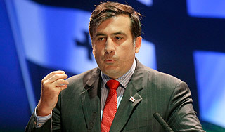 Саакашвили делает из Грузии плацдарм НАТО Саакашвили делает из Грузии плацдарм НАТО