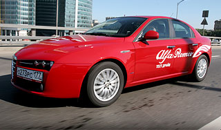 Alfa Romeo прекратила продажи авто в России Alfa Romeo прекратила продажи авто в России